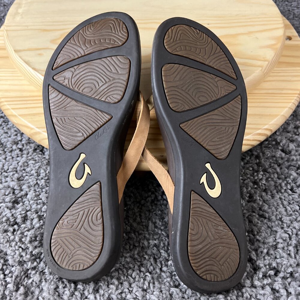 OluKai Brown Tan Sandals - Picture 9 of 9